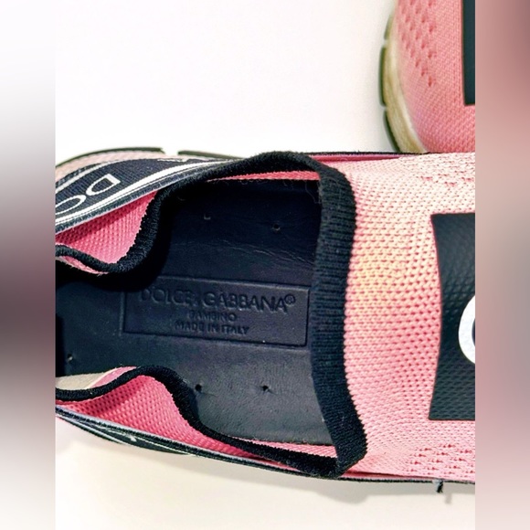 DOLCE & GABBANA Sorento Pull-On Sneakers
Great condition. Size 35 - Picture 7 of 8